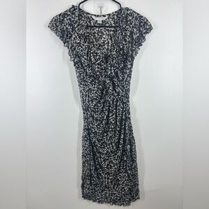 Diane Von Furstenberg 100% Silk Ruched V-Neck Ruffle Sleeve Dress Black White 6